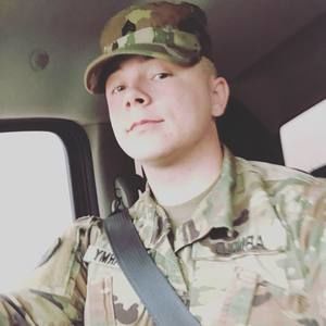 Meet your Posher, Austin